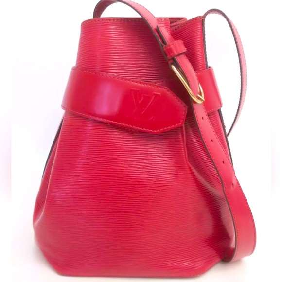 Authentic Louis Vuitton EPI Sac D’épaule Shoulder Bag Red Leather. - Picture 3 of 17